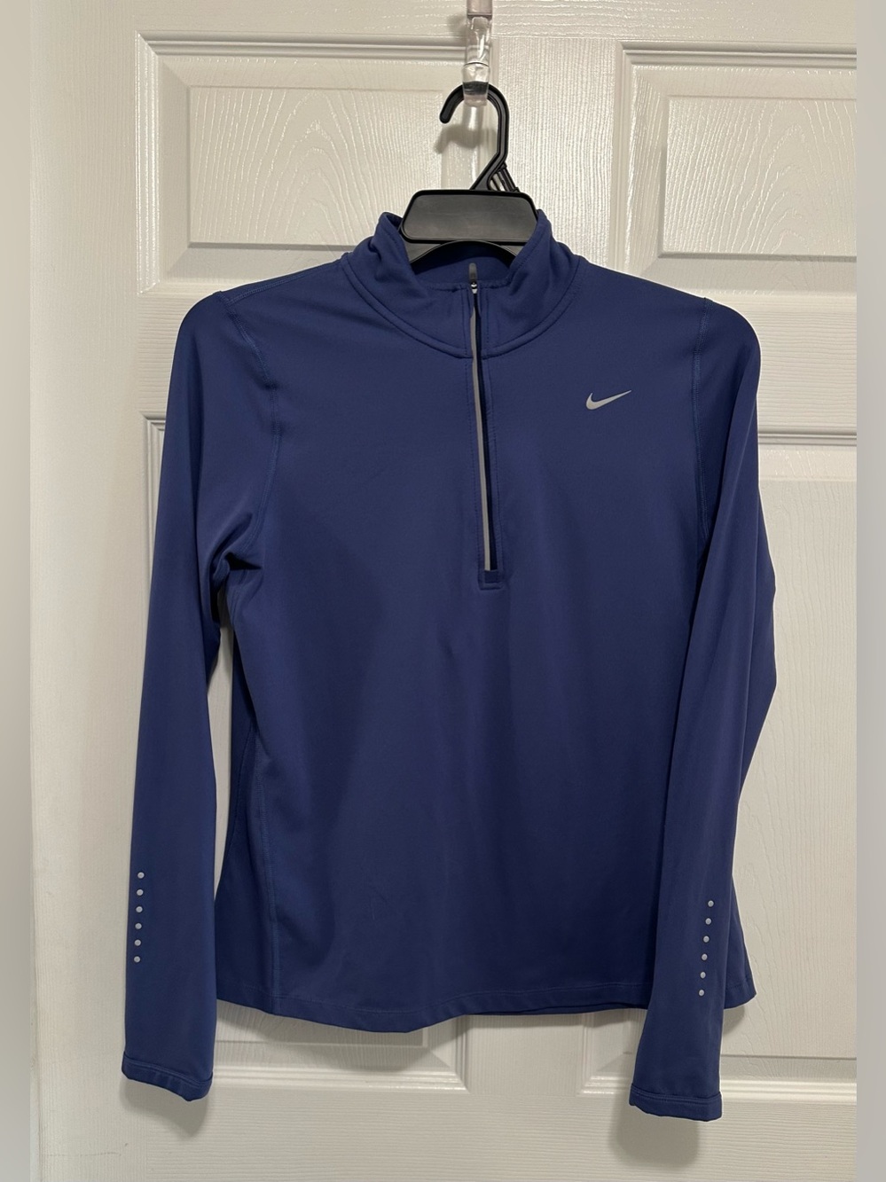 Nike Element Dri-Fit Running Womens Large 1/2 Zip Pullover Purple Long Sleeve